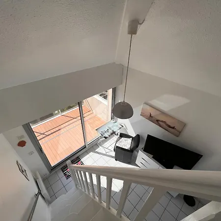 Duplex 4 Pers, A 150m De La Avec Garage Prive - Fr-1-197-574