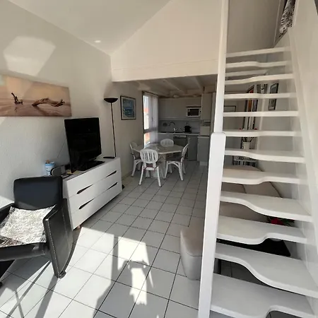 Duplex 4 Pers, A 150m De La Avec Garage Prive - Fr-1-197-574 Les Sables-dʼOlonne