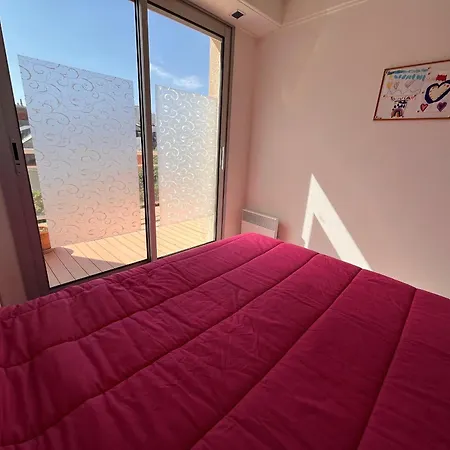 Duplex 4 Pers, A 150m De La Avec Garage Prive - Fr-1-197-574 Apartment *