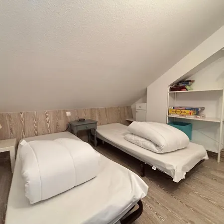 Duplex 4 Pers, A 150m De La Avec Garage Prive - Fr-1-197-574 * Les Sables-dʼOlonne