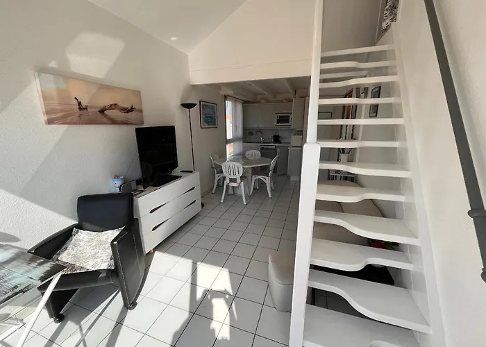 Duplex 4 Pers, A 150m De La Avec Garage Prive - Fr-1-197-574 莱萨布勒-多洛讷