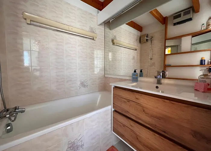 Duplex 4 Pers, A 150m De La Avec Garage Prive - Fr-1-197-574 公寓